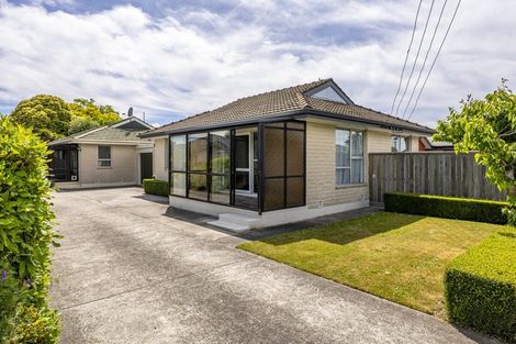 Photo of property in 500 Harewood Road, Harewood, Christchurch, 8051