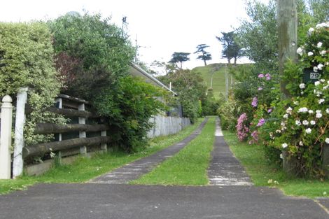 Photo of property in 29 Mcintyre Road, Mangere Bridge, Auckland, 2022