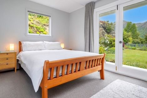 Photo of property in 34 Cardigan Street, Arrowtown, 9302