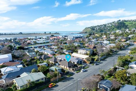 Photo of property in 21 Taupata Street, Redcliffs, Christchurch, 8081