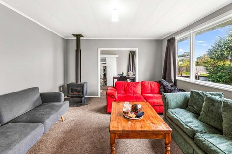 Photo of property in 1 Dampier Avenue, Awapuni, Palmerston North, 4412