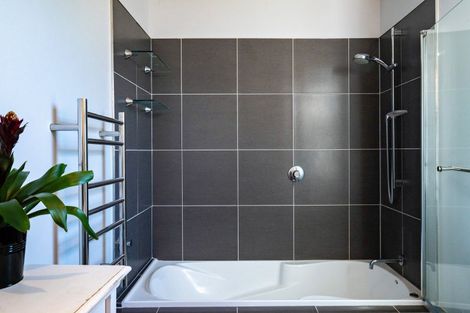 Photo of property in 5 Moeller Street, Taradale, Napier, 4112