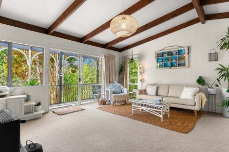 Photo of property in 12 Whangarei Heads Road, Onerahi, Whangarei, 0110