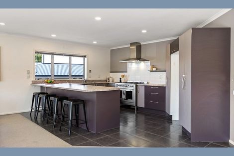 Photo of property in 16 Eastcott Grove, Churton Park, Wellington, 6037