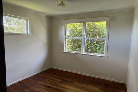 Photo of property in 41 Birkdale Road, Birkdale, Auckland, 0626