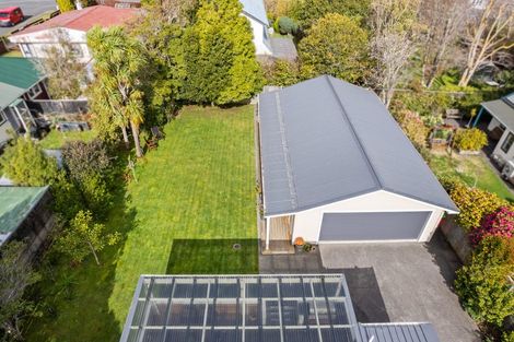 Photo of property in 3 Heretaunga Square, Silverstream, Upper Hutt, 5019