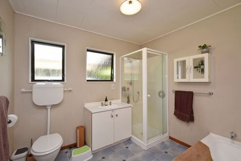 Photo of property in 82 Dunlop Street, Wallacetown, 9816