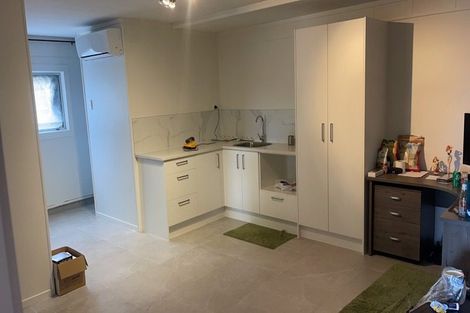 Photo of property in 8 Acacia Road, Torbay, Auckland, 0632