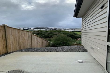 Photo of property in 26 Ballyalton Crescent, Flat Bush, 2019