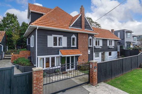 Photo of property in 38a/1 Norwood Road, Bayswater, Auckland, 0622