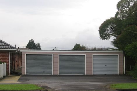 Photo of property in 1/6 Opaheke Road, Papakura, 2110