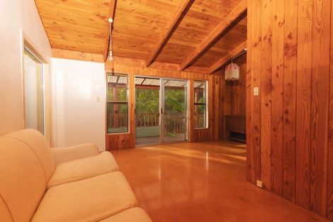 Photo of property in 42 Castleton Drive, Howick, Auckland, 2014