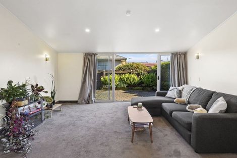 Photo of property in 182g Bay View Road, South Dunedin, Dunedin, 9012