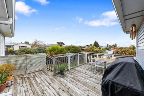 Photo of property in 2/35 Kotare Street, Hilltop, Taupo, 3330