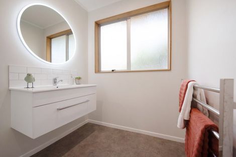 Photo of property in 87 Matai Road, Raumati South, Paraparaumu, 5032