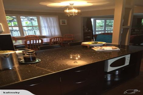 Photo of property in 3 Shanley Crescent, Waiuku, 2123