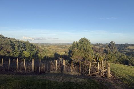 Photo of property in 102 Griggs Road, East Tamaki Heights, Auckland, 2016