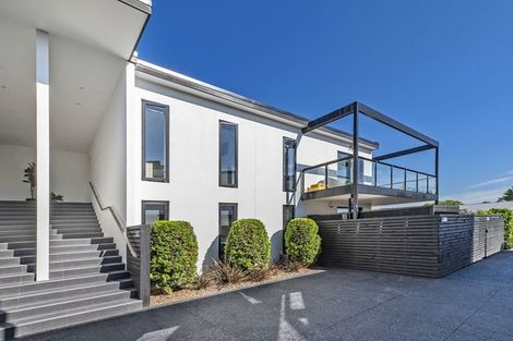 Photo of property in 4/275 Kilmore Street, Christchurch Central, Christchurch, 8011