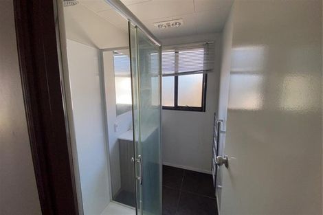 Photo of property in 34 Bernina Place, Weymouth, Auckland, 2103