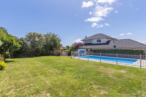 Photo of property in 12 Regent Drive, Paraparaumu Beach, Paraparaumu, 5032