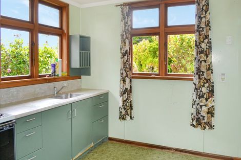Photo of property in 12 Ure Street, South Hill, Oamaru, 9400