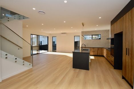 Photo of property in 9b Arran Road, Browns Bay, Auckland, 0630