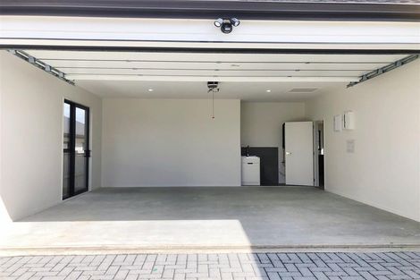Photo of property in 8 Enchantment Lane, Karaka, Papakura, 2113