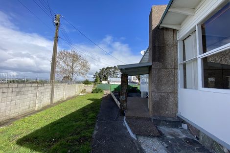 Photo of property in 40c/1 West Coast Road, Glen Eden, Auckland, 0602