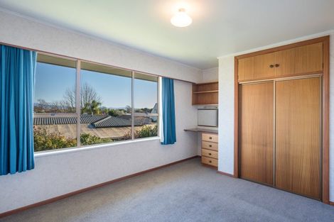 Photo of property in 2 Balmoral Place, Stoke, Nelson, 7011