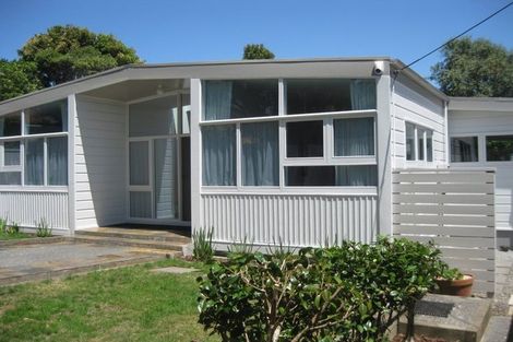 Photo of property in 15 Fancourt Street, Karori, Wellington, 6012