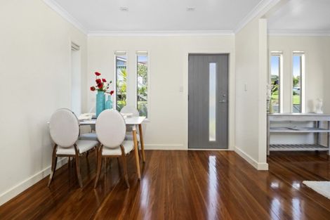 Photo of property in 1/7 Pinero Place, Bucklands Beach, Auckland, 2014