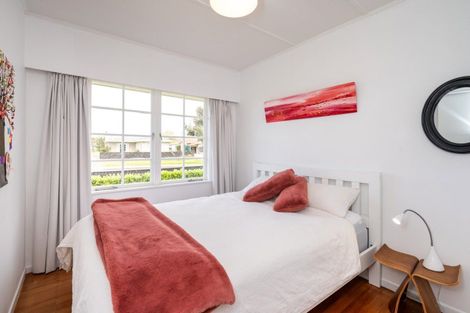 Photo of property in 8 East Road, Haumoana, 4102