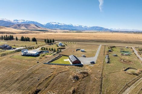 Photo of property in 39 Ben Ohau Road, Ben Ohau, Twizel, 7999