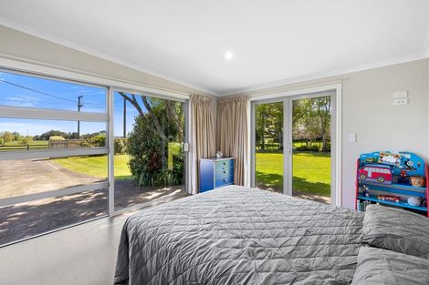 Photo of property in 25 Atkinson Road, Hurworth, New Plymouth, 4371