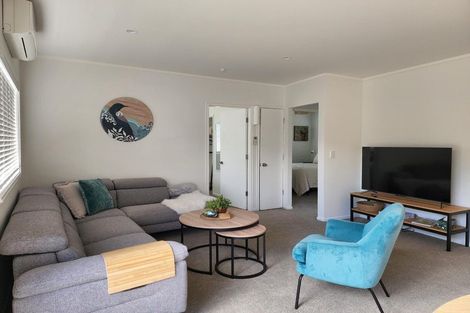 Photo of property in 48a Pitcairn Street, Oakura, 4314
