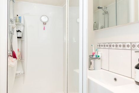 Photo of property in 5 Larkins Street, Helensburgh, Dunedin, 9010