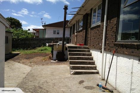 Photo of property in 19 Sherwood Avenue, Te Atatu South, Auckland, 0610