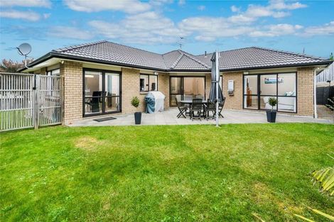 Photo of property in 26 Kilkelly Avenue, Pinehill, Auckland, 0632