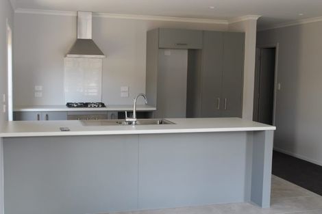 Photo of property in 18u2 Onukutara Place, Huntington, Hamilton, 3281