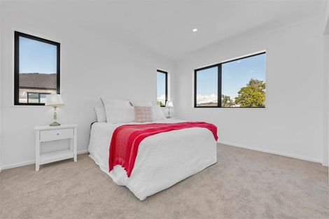 Photo of property in 31 Bushfield Drive, Flat Bush, Auckland, 2019