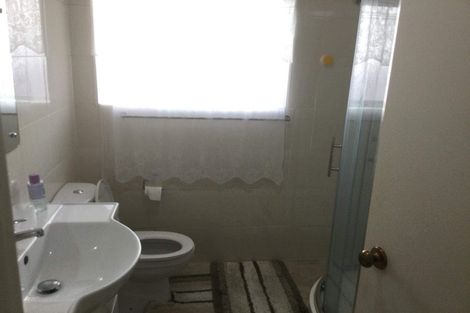 Photo of property in 83 Lynwood Road, New Lynn, Auckland, 0600