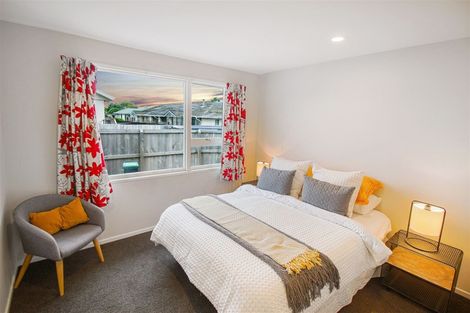 Photo of property in 7 Farnborough Street, Aranui, Christchurch, 8061