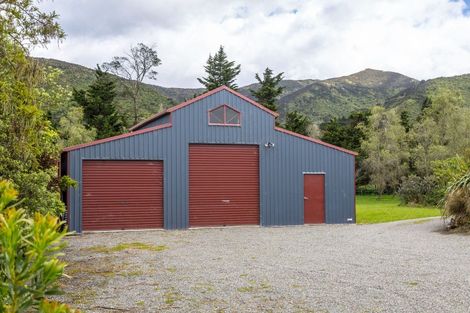 Photo of property in 344 Underhill Road, Tauwharenikau, Featherston, 5773