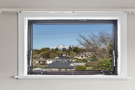 Photo of property in 6 Hughson Street, Waitara, 4320