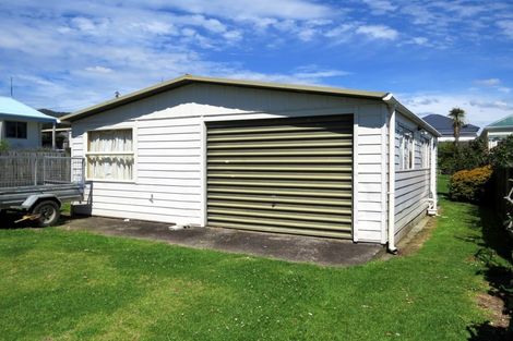 Photo of property in 80 Watt Street, Coromandel, 3506