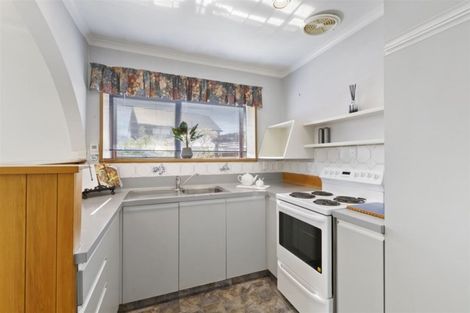 Photo of property in 6 Calverton Place, Halswell, Christchurch, 8025