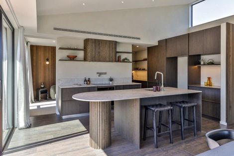 Photo of property in 14 Kirimoko Crescent, Wanaka, 9305