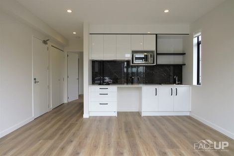 Photo of property in 28 Hea Road, Hobsonville, Auckland, 0616