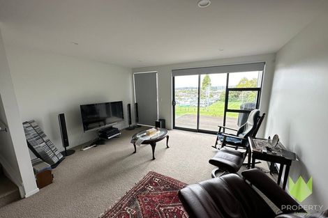 Photo of property in 28 Memorial Park Lane, Hobsonville, Auckland, 0618