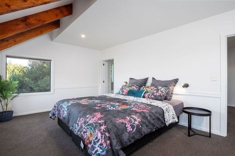 Photo of property in 16 Maxwell Place, Queenstown, 9300